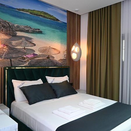 Vila La Familia Ksamil Bagian luar foto