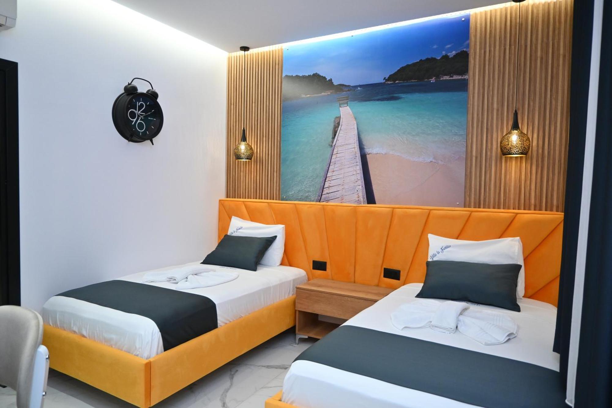Vila La Familia Ksamil Bagian luar foto