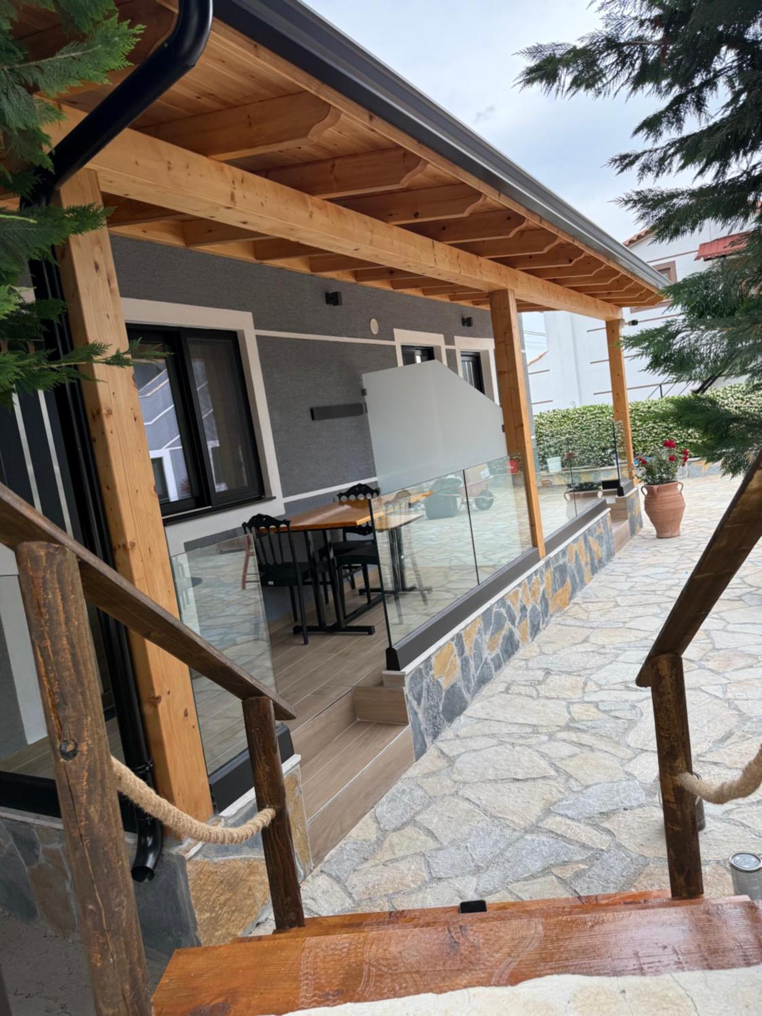 Vila La Familia Ksamil Bagian luar foto