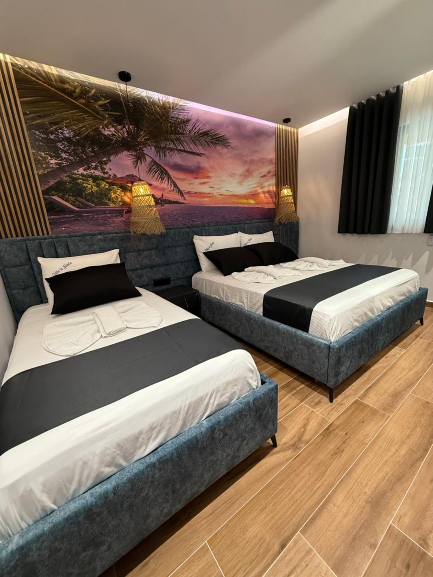 Vila La Familia Ksamil Bagian luar foto